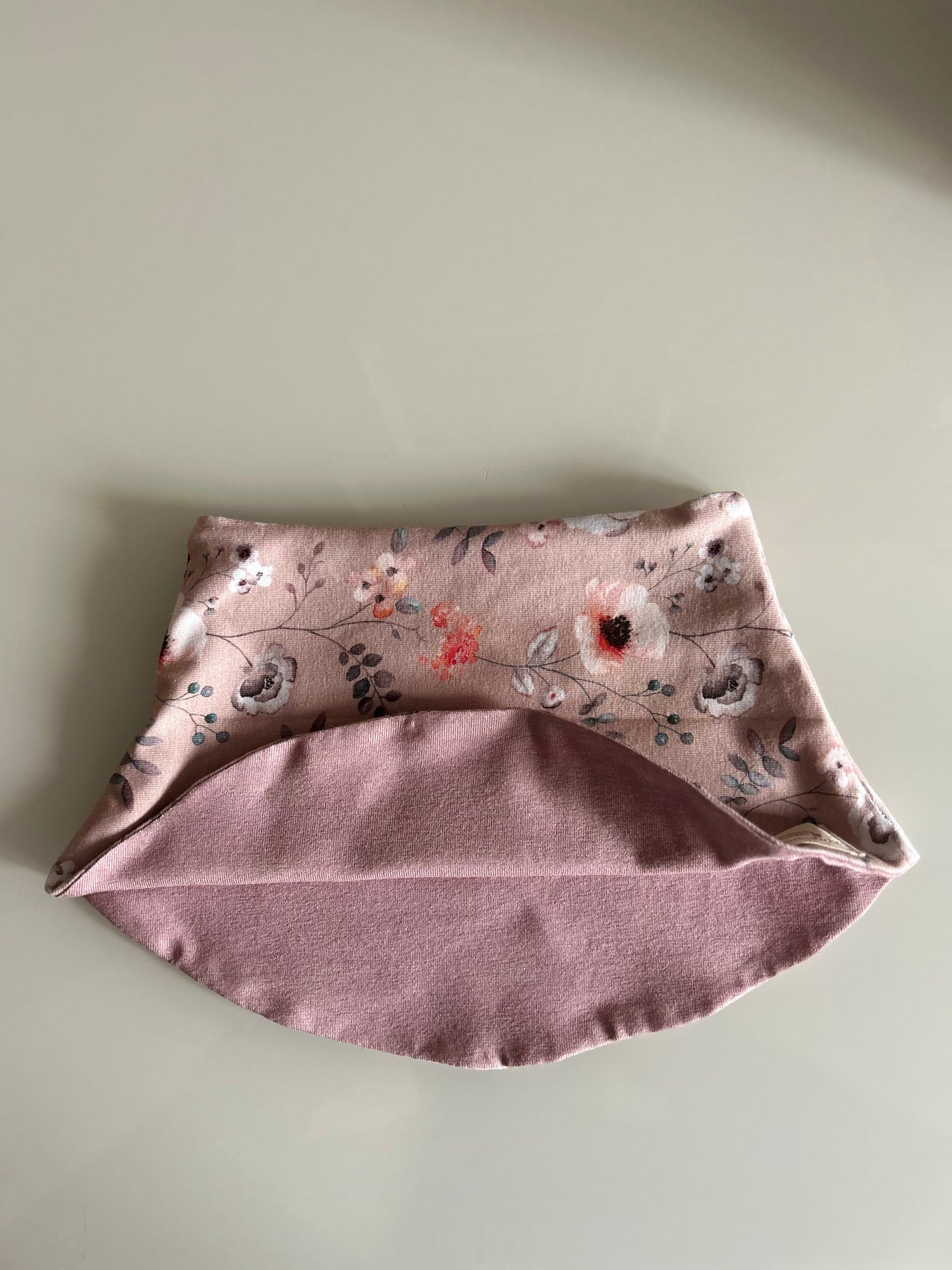 Schal und Mützen Set „Blumen rose“
