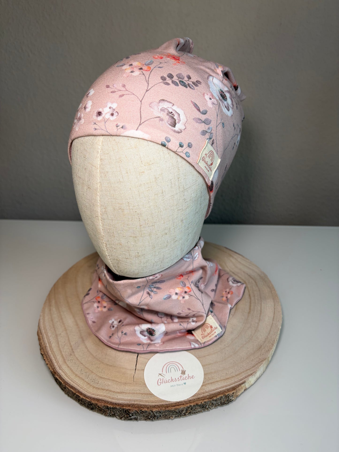 Schal und Mützen Set „Blumen rose“