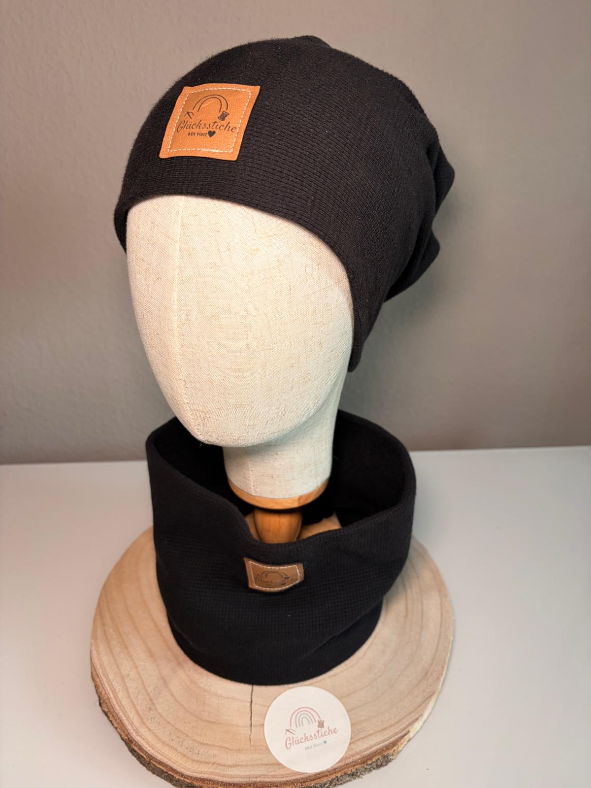 Schal und Mützen Set „Schwarz“